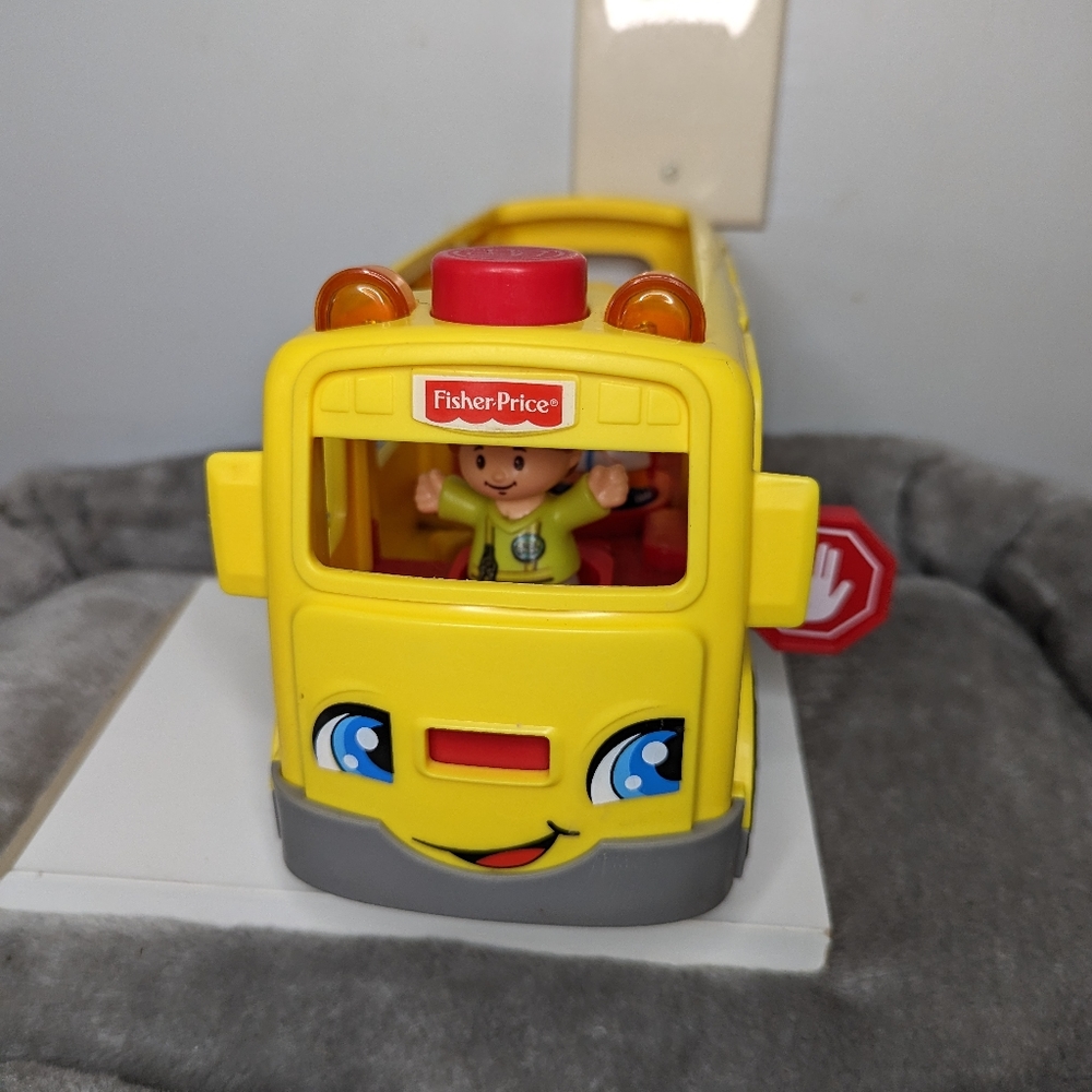 Little people school bus
